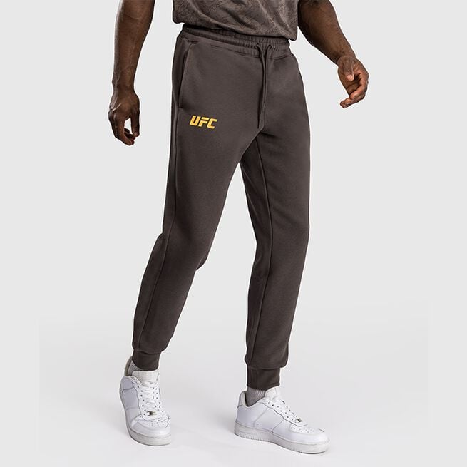 UFC Fusion by Venum Fight Week Men's Cotton Pant Solid Earthen Brown