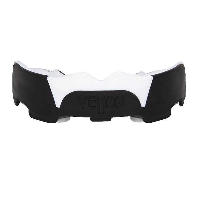 Predator Tandskydd Svart/Vit