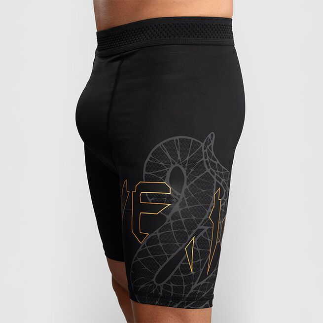Serpenti Vale Tudo-Shorts Svart Silver Guld