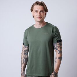 Wolf T-shirt, Moss Green, L  Wolf T-shirt Grön