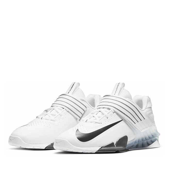 Nike Savaleos White 