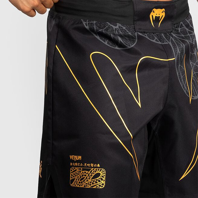 Serpenti Fightshorts Svart Silver Guld