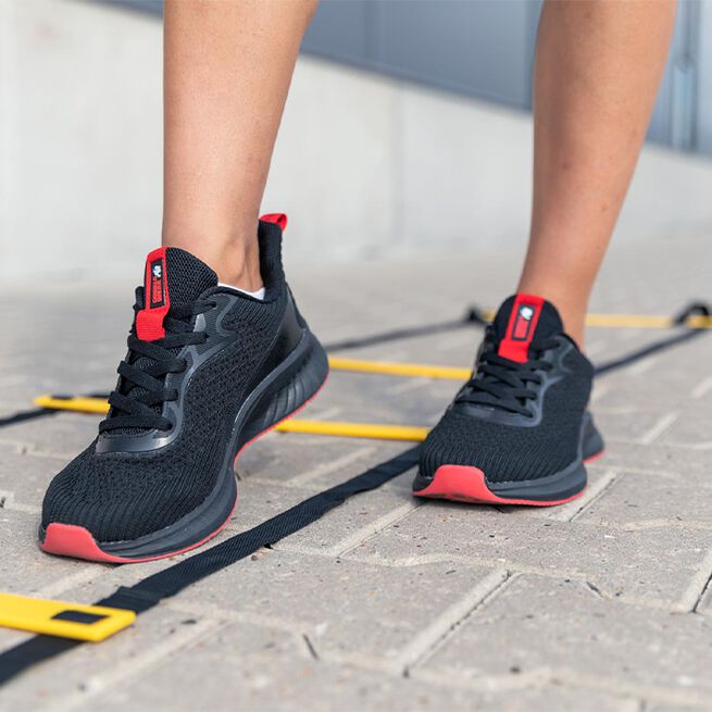 Milton Training Shoes, Black/Red