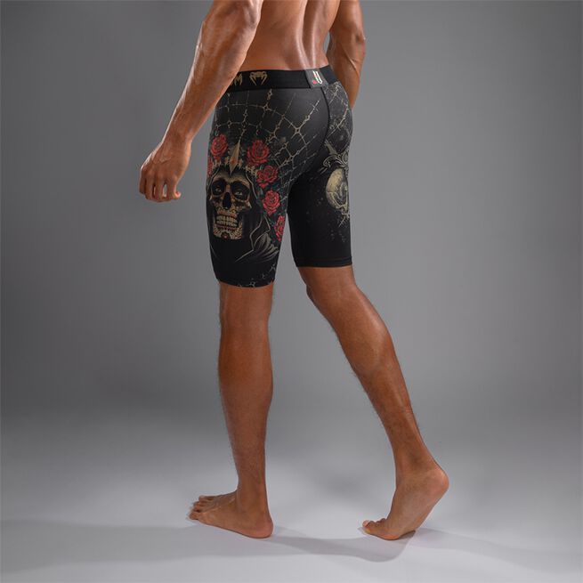 Santa Muerte 5.0 Vale Tudo Shorts Svart Guld