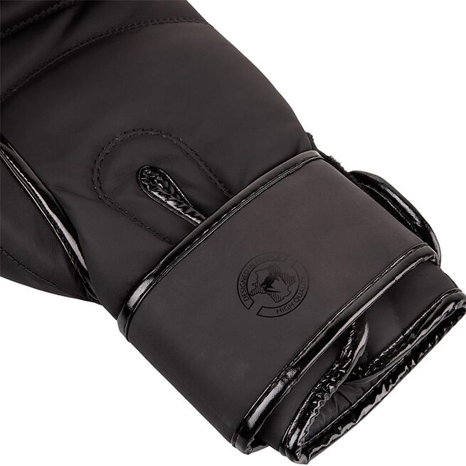 Venum Boxing Gloves Contender 2.0, Black/Black