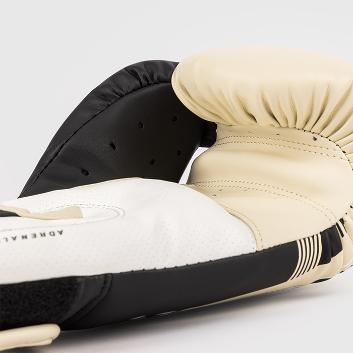 Venum Adrenaline Boxingshandskar Svart Vit