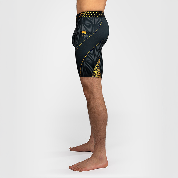 UFC Zenith by Venum Fight Night Vale Tudo Shorts Svart Guld