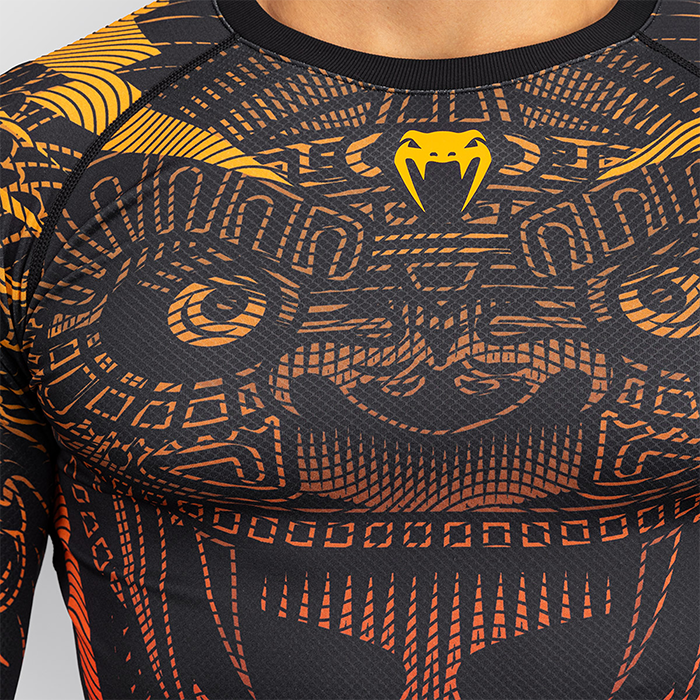 Venum Quetzal Fury L&aring;ng&auml;rmad Rashguard Svart R&ouml;d Orange