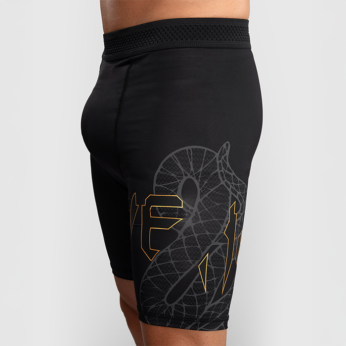 Serpenti Vale Tudo-Shorts Svart Silver Guld