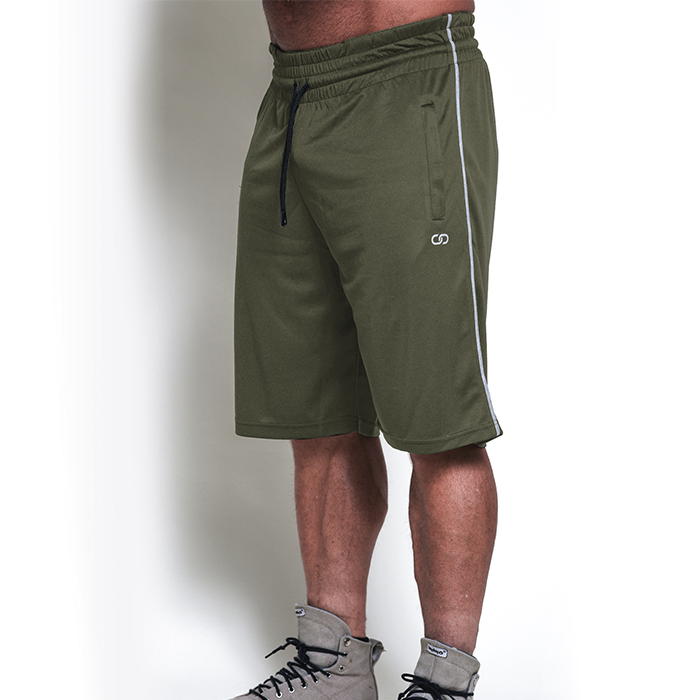 Läs mer om Chained Mesh Shorts, Olive