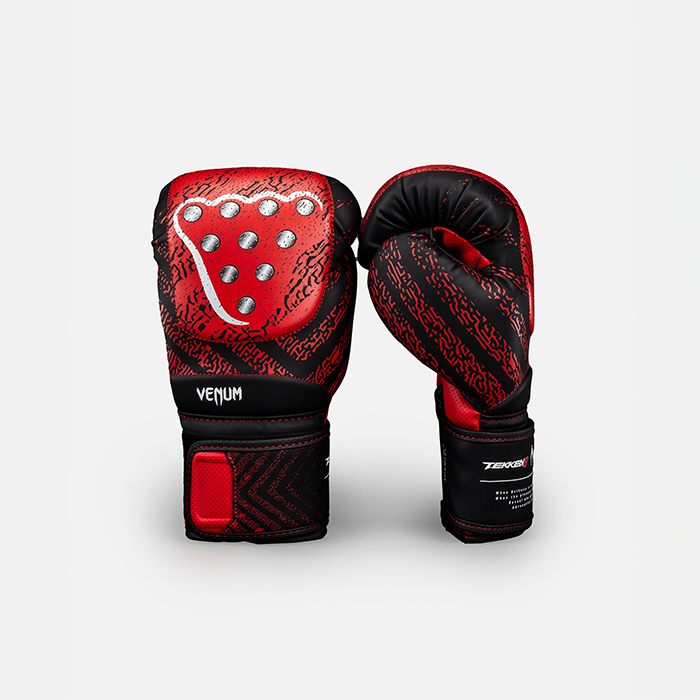 Venum x TEKKEN 8 Boxningshandskar Kazuya R&ouml;d Svart