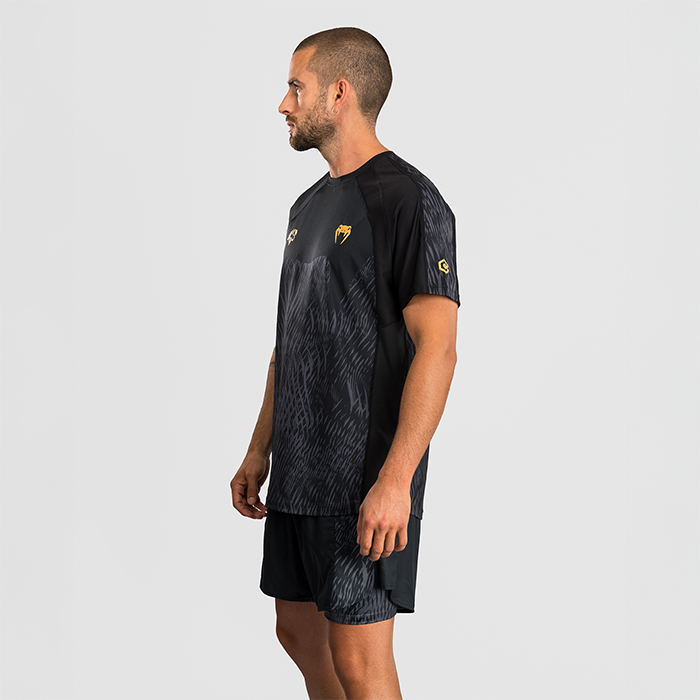Venum X Chimaev Wild Borz Dry Tech T-shirt Svart Gr&aring;