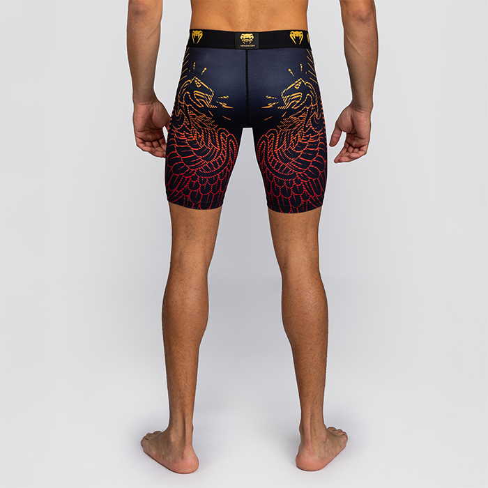 Venum Quetzal Fury Vale Tudo Shorts Svart R&ouml;d Orange