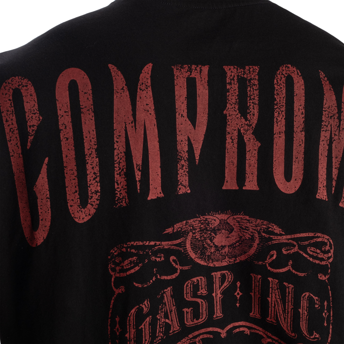 NC T-shirt Svart R&ouml;d