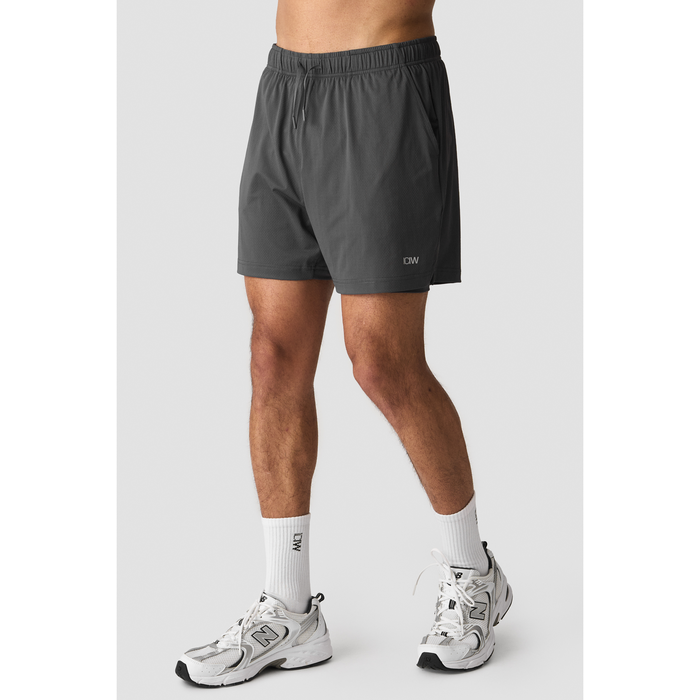 Stride 2 i 1 Shorts Gr&aring;