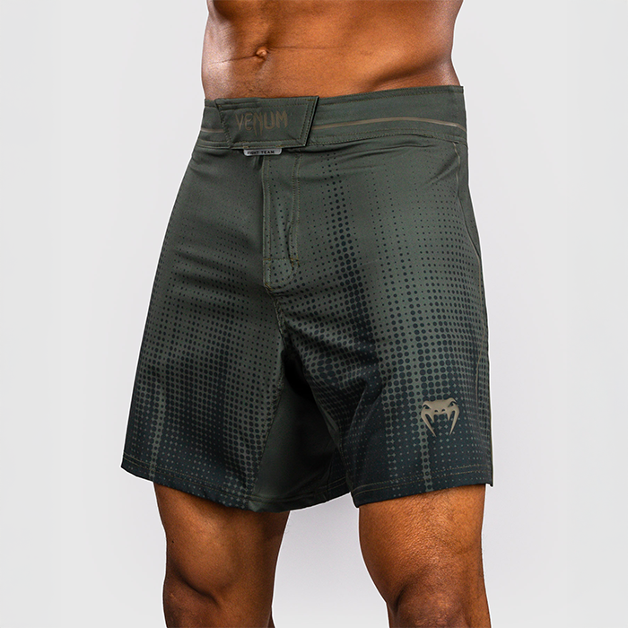 Venum Stealth Fightshorts Khaki Gr&ouml;n