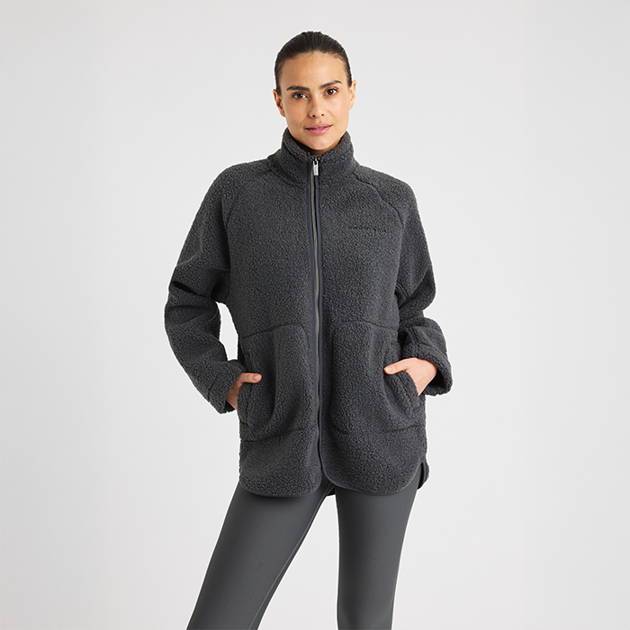 Cloud Pile Jacka Svart