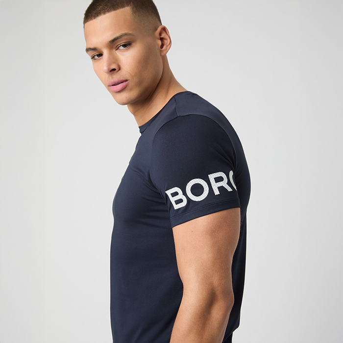 T-shirt M&ouml;rkbl&aring;