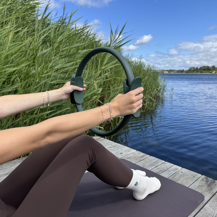 Vitaprana Pilates Ring med Motst&aring;nd f&ouml;r Helkroppstr&auml;ning