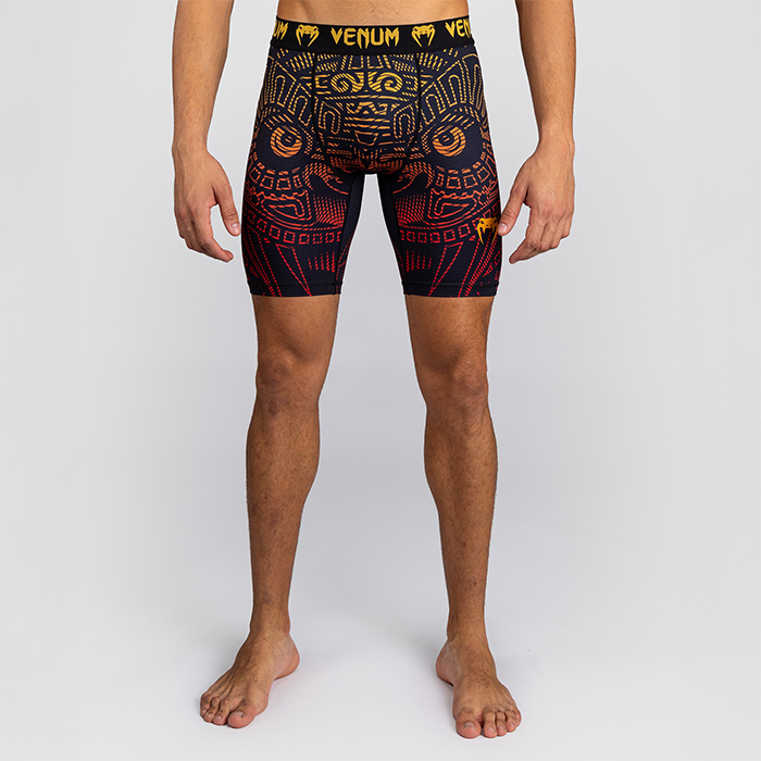 Venum Quetzal Fury Vale Tudo Shorts Svart R&ouml;d Orange