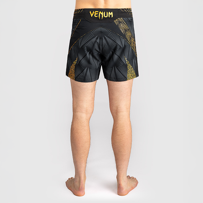 UFC Zenith by Venum Fight Night Fightshorts Kort modell Svart Guld