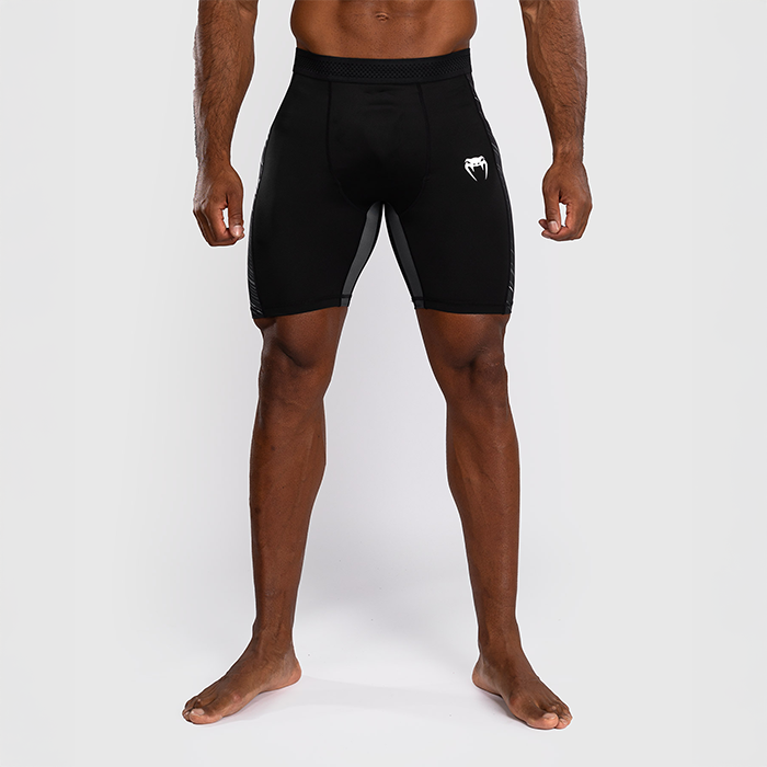 Rapid Vale Tudo Shorts Svart GråVit