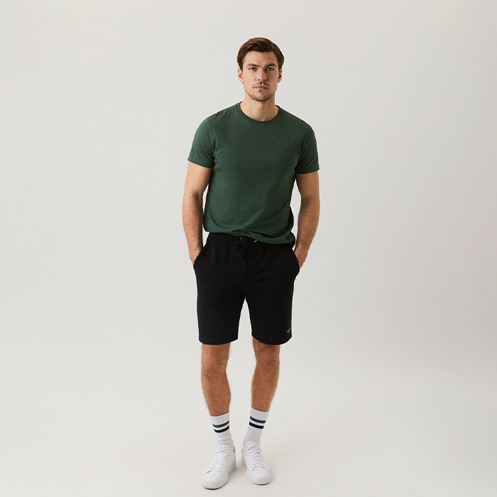 Läs mer om Centre Shorts, Black Beauty