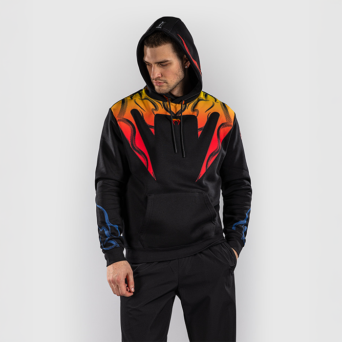 Venum x TEKKEN 8 Huvtr&ouml;ja Yoshimitsu Svart Orange