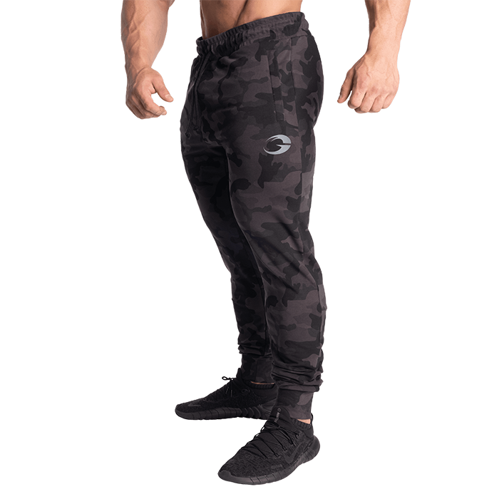 Läs mer om GASP Tapered Joggers, Dark Camo