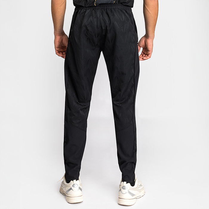 UFC Zenith by Venum Fight Night Joggers Svart Guld