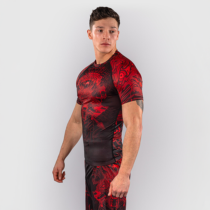Venum Wolf Atak Rashguard Kort&auml;rmad Svart R&ouml;d