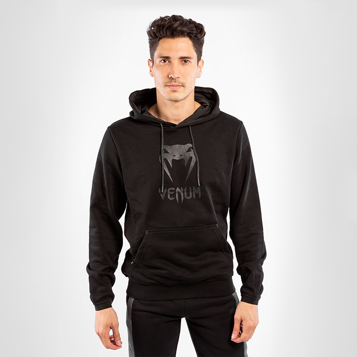Läs mer om Venum Classic Hoodie, Black/Black