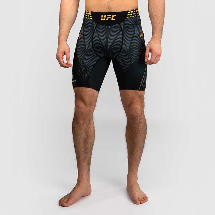 UFC Zenith by Venum Fight Night Vale Tudo Shorts Svart Guld