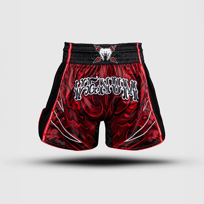 Venum Wolf Atak Thaishorts Svart R&ouml;d