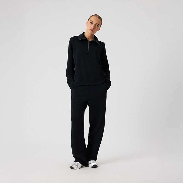 Studio Soft Half‑Zip Sweatshirt Svart