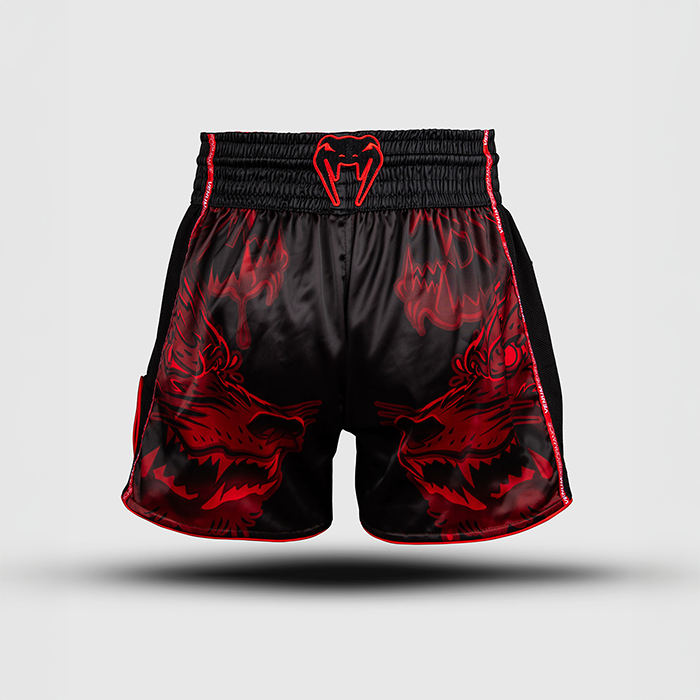 Venum Wolf Atak Thaishorts Svart R&ouml;d