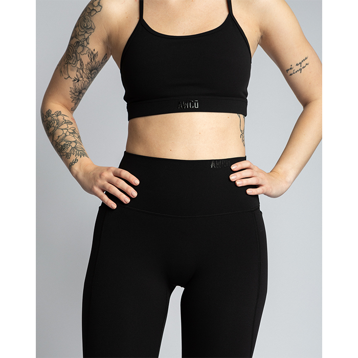 Studio Light Sports Bra, Matte Black