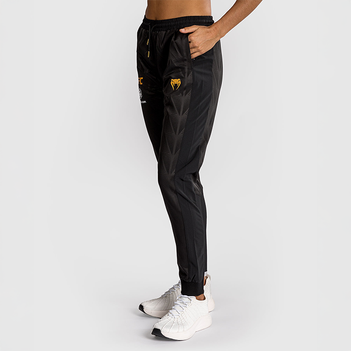 UFC Zenith by Venum Fight Night Joggers Svart Guld