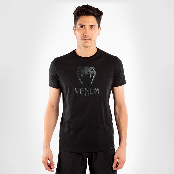 Läs mer om Venum Classic T-shirt, Black/Black