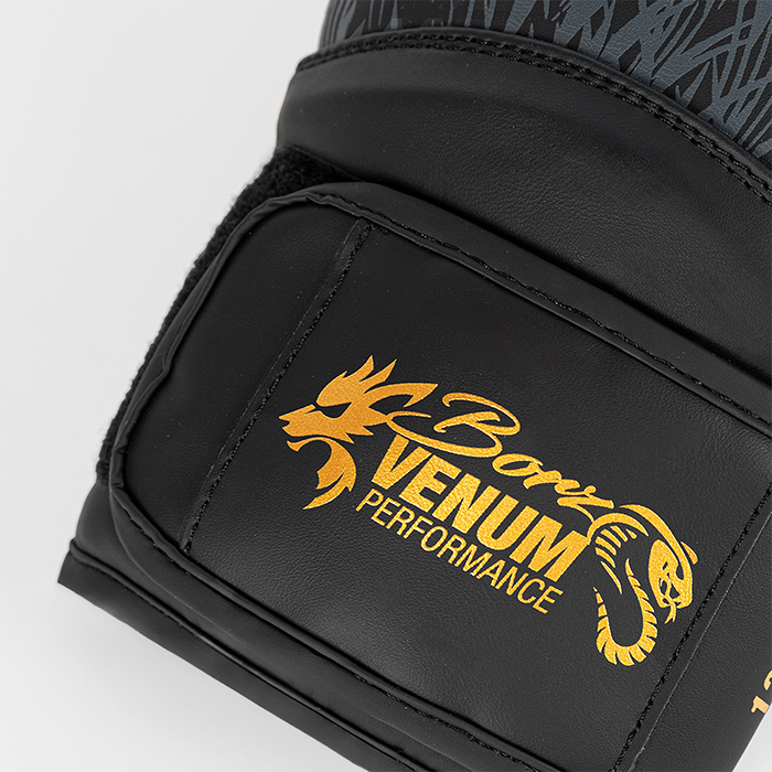 Venum X Chimaev Wild Borz Boxningshandskar Svart Guld