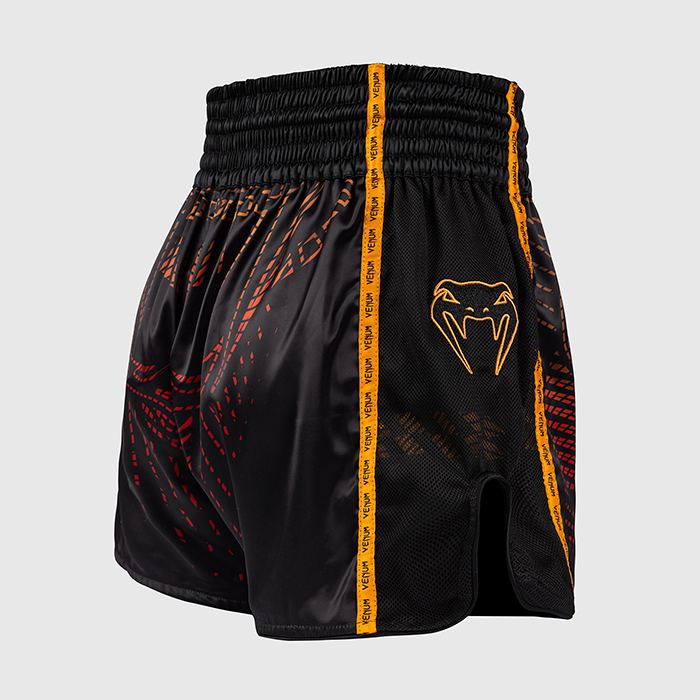 Venum Quetzal Fury Muay Thai Shorts Svart R&ouml;d Orange