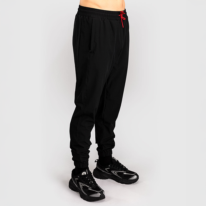 Venum X Mike Tyson Everyone has a plan Joggingbyxor Svart R&ouml;d