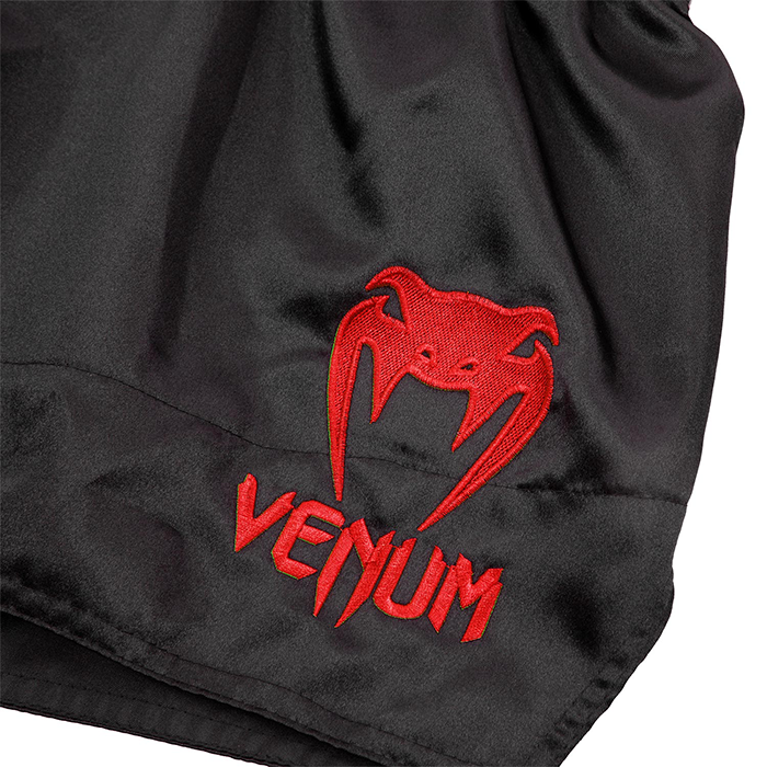 Classic Muay Thai Shorts Svart/R&ouml;d
