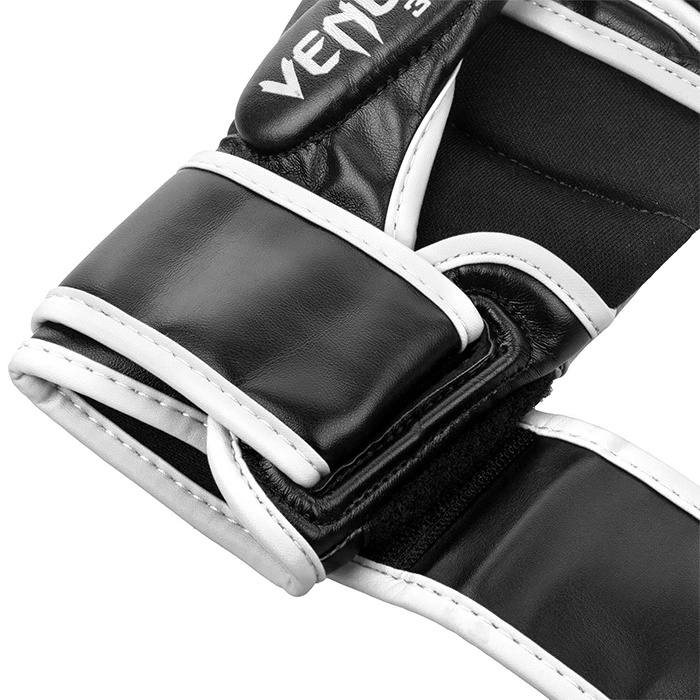 Sparring Gloves Venum Challenger 3.0 Boxningshandskar, Svart/Vit