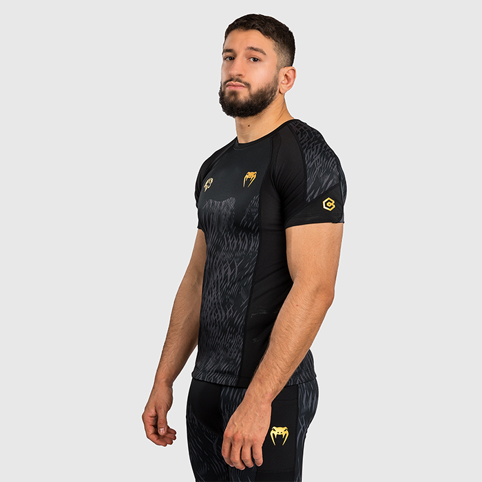 Venum X Chimaev Wild Borz Rashguard Kort&auml;rmad Svart Gr&aring;