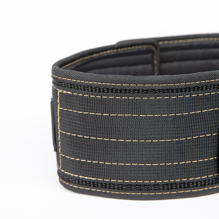 4 Inch Lyftarb&auml;lte Nylon Svart/Guld