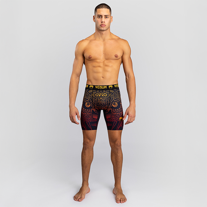 Venum Quetzal Fury Vale Tudo Shorts Svart R&ouml;d Orange
