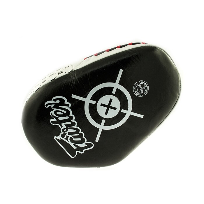 Fairtex FMV11 Aero Focus Mitts Black/White Pro One Size